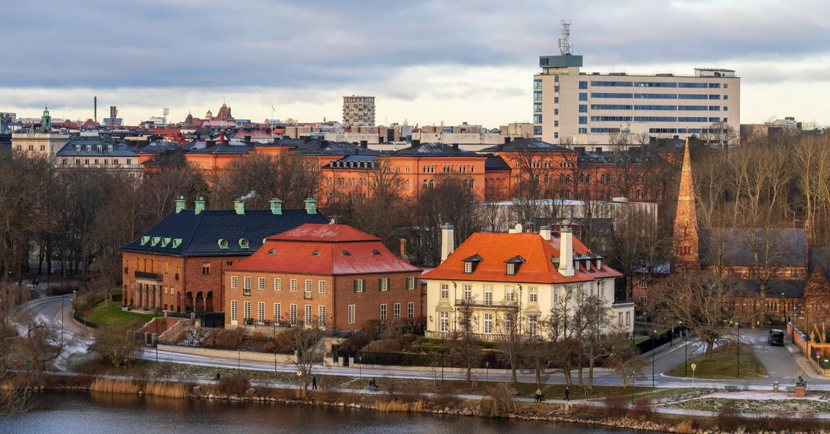 Traveling Between Stockholm and Berlin