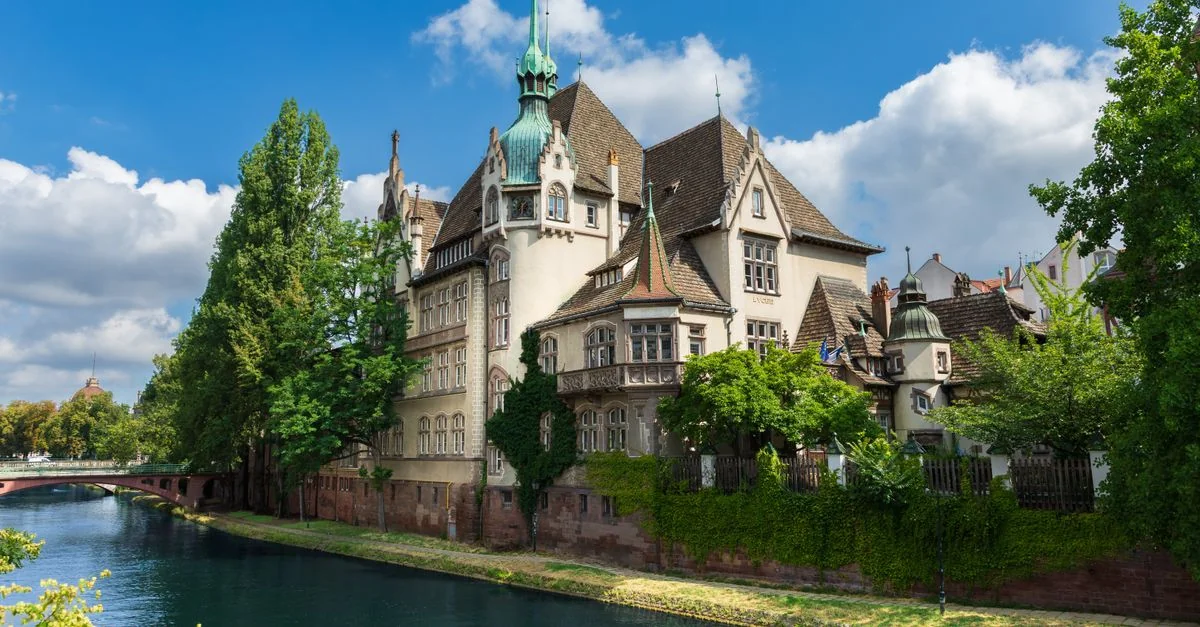 Strasbourg to Brussels by Bus: The Smart Budget Traveler’s Guide