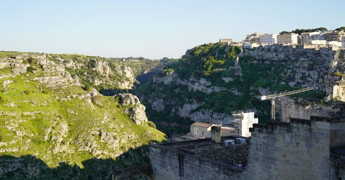 Tracing Ancient Footsteps: A Cultural Guide to SU