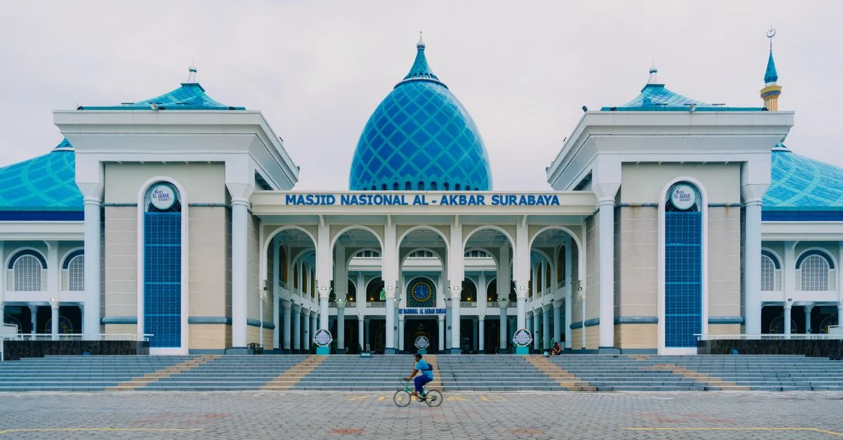 Surabaya Art, Museums, and Culture Tour Guide