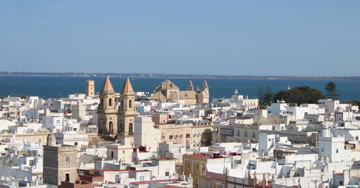 Tavira Airport and Hotel Transfer Guide