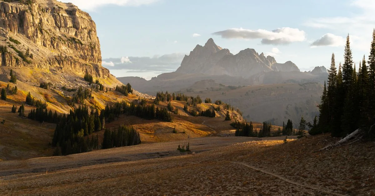 Teton County Day Trips: Chasing Geysers and Grizzlies Beyond the Range