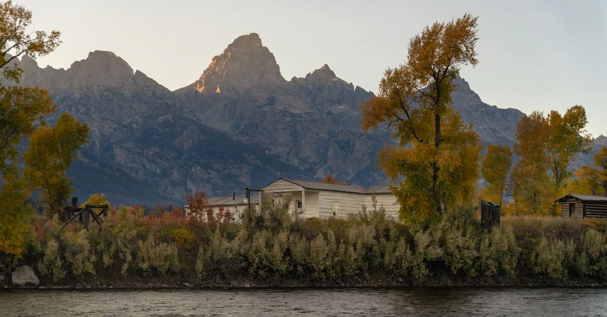 Teton County Day Trips: Chasing Geysers and Grizzlies Beyond the Range