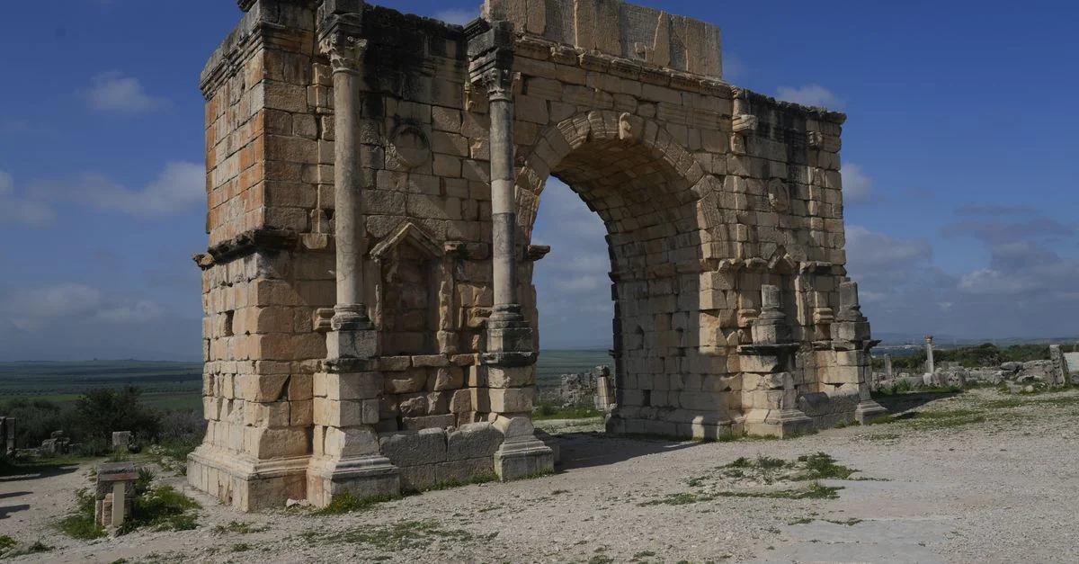 Exploring Tiranë on Foot: A Walk Through Albania&rsquo;s Capital