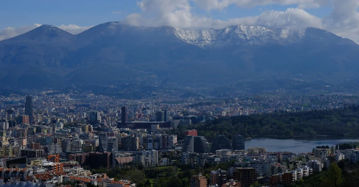 Tirana Day Trip Guide: Castles, Coasts & Mountain Roads