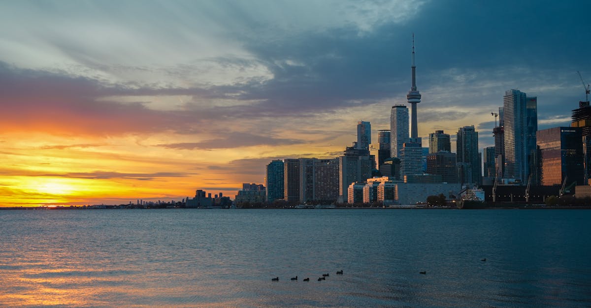 toronto-travel-guide