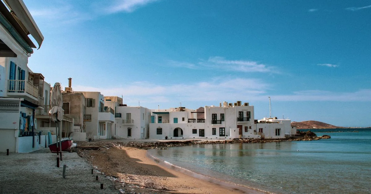 Photography Tours in Tourlos: Best Photo Walks and Workshops
