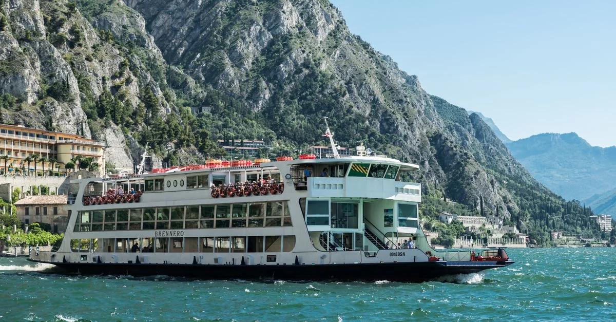 Journey from Treviglio to Brescia: A Complete Transit Route Guide