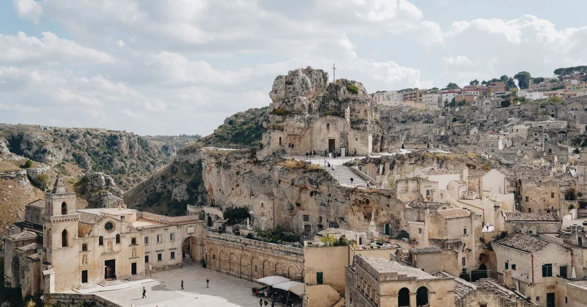 Journey from Treviglio to Brescia: A Complete Transit Route Guide