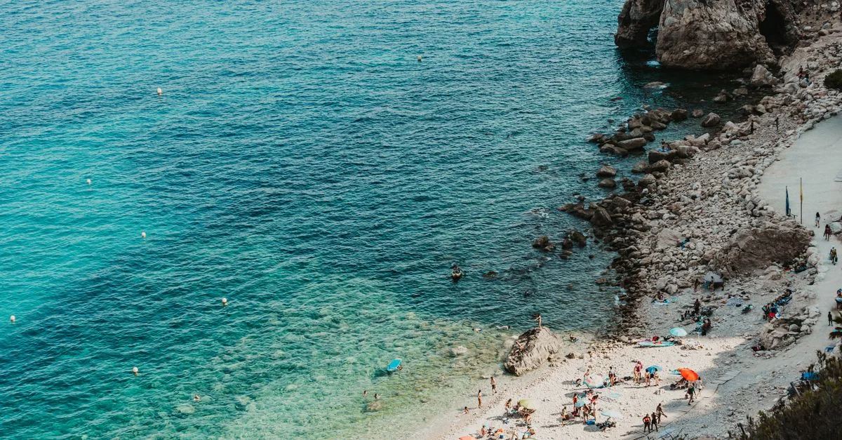 Tropea to Napoli by Bus: A Budget Traveler&rsquo;s Guide