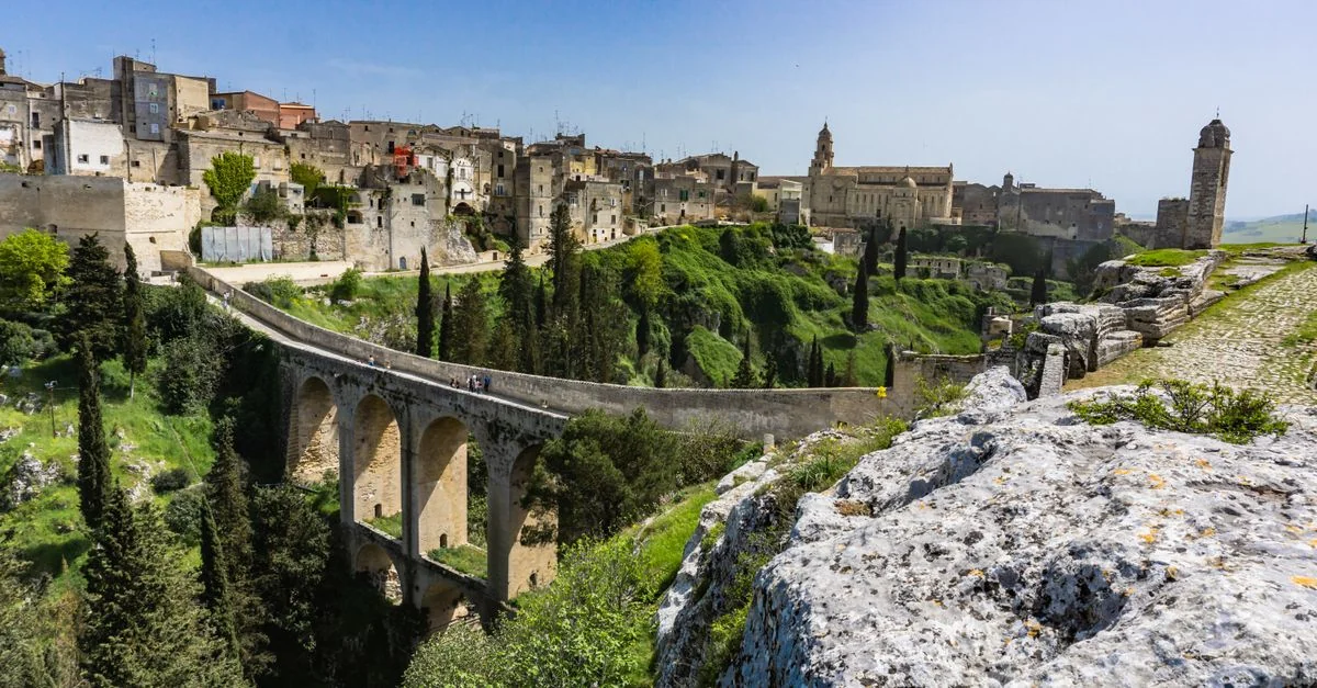 Tropea to Salerno by Bus: A Budget Traveler&rsquo;s Guide
