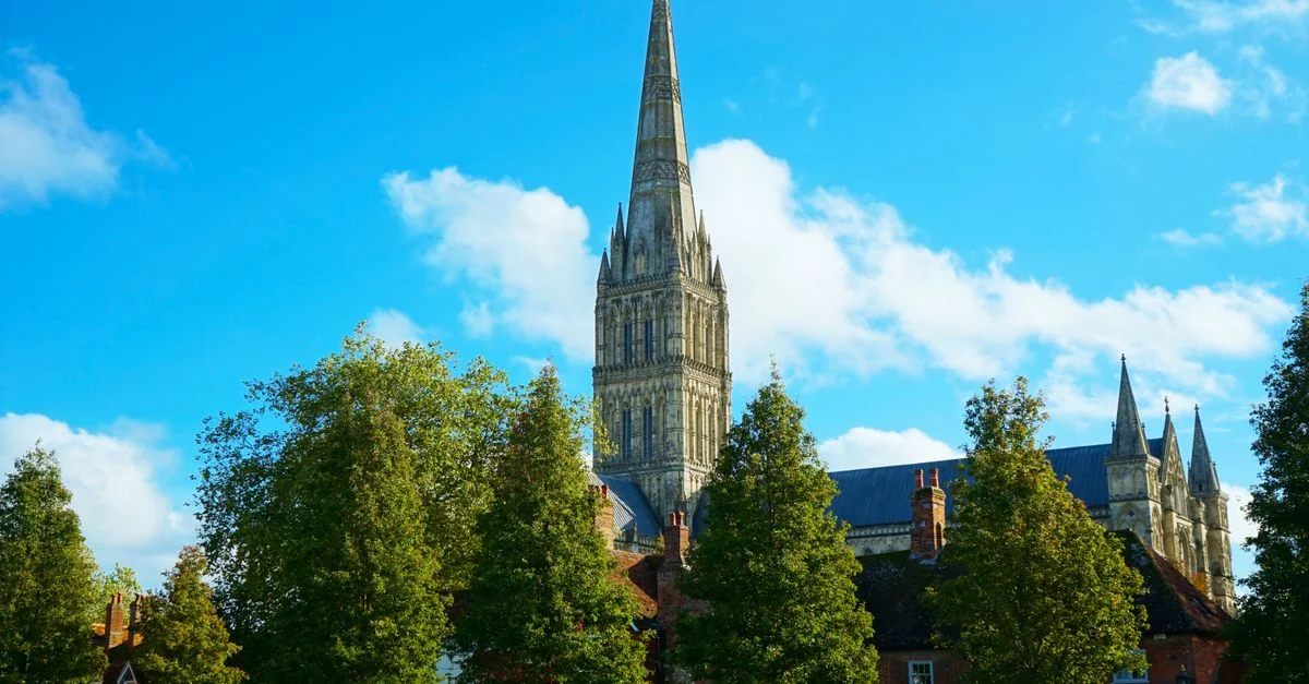 Truro to London Bus Travel Guide