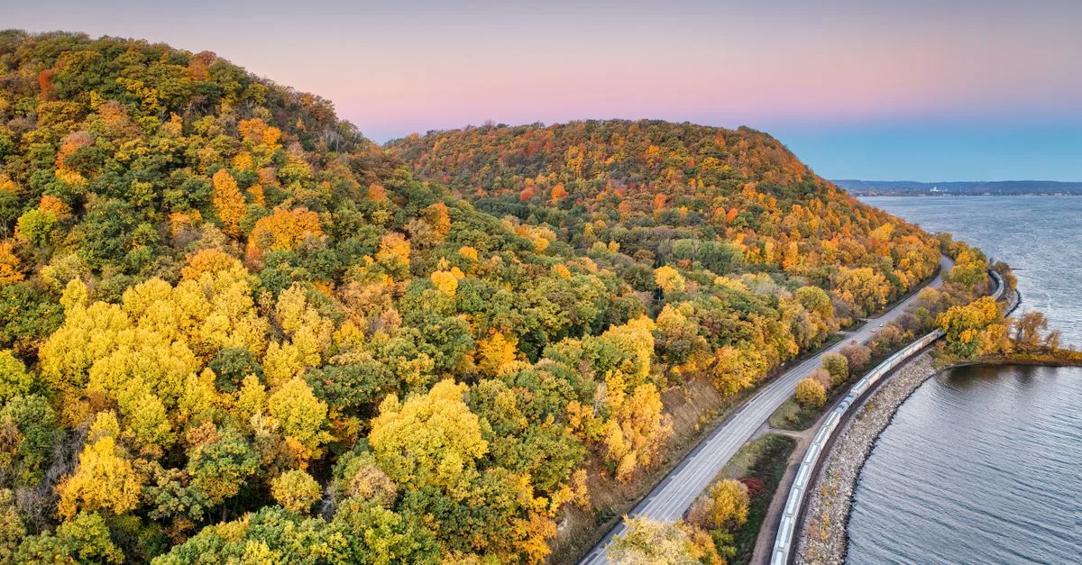 Explore Ulster County on Foot: The Best Walking Tours for Nature Lovers
