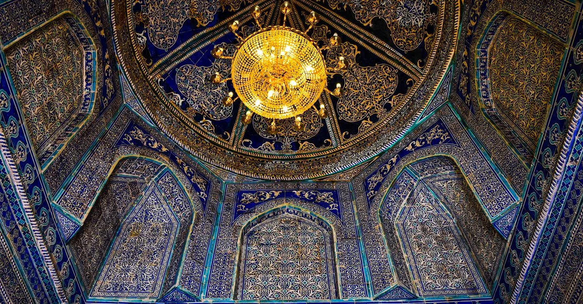 Uzbekistan Airways Review: Route Network, Pricing, and Fleet Analysis