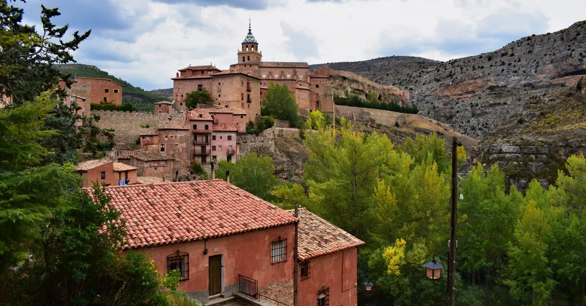 Photography Tours in V: Best Photo Walks and Workshops