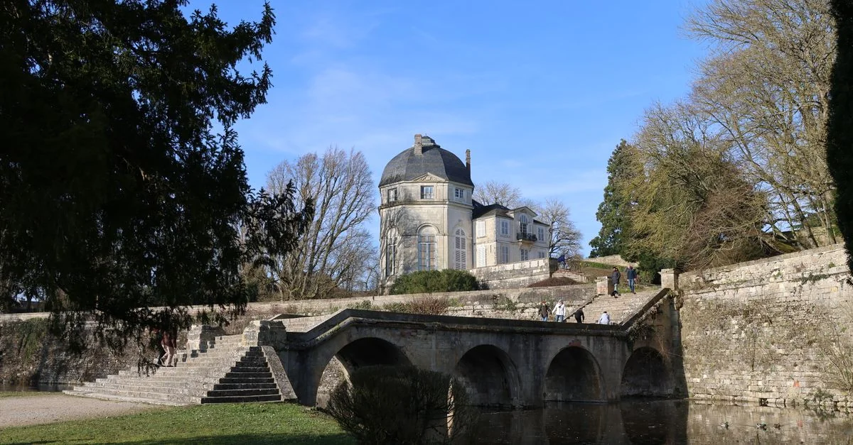 Val-d&rsquo;Oise Airport and Hotel Transfer Guide