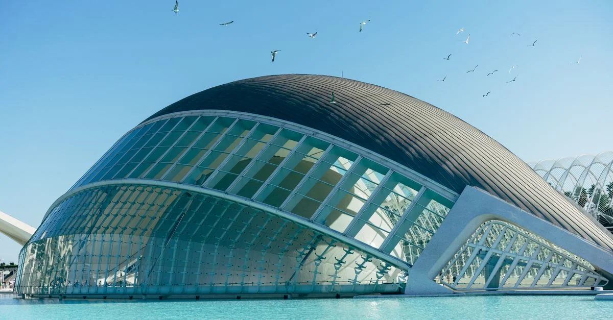 Traveling from Valencia to Cádiz