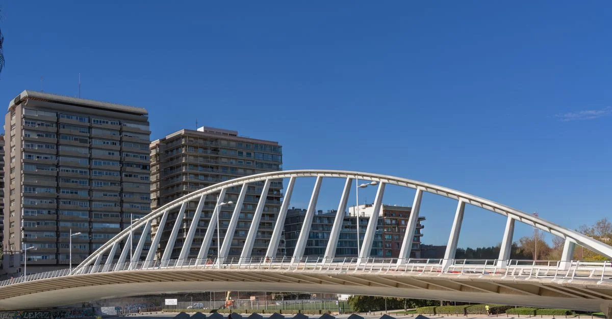 Valencia to Málaga Travel Guide