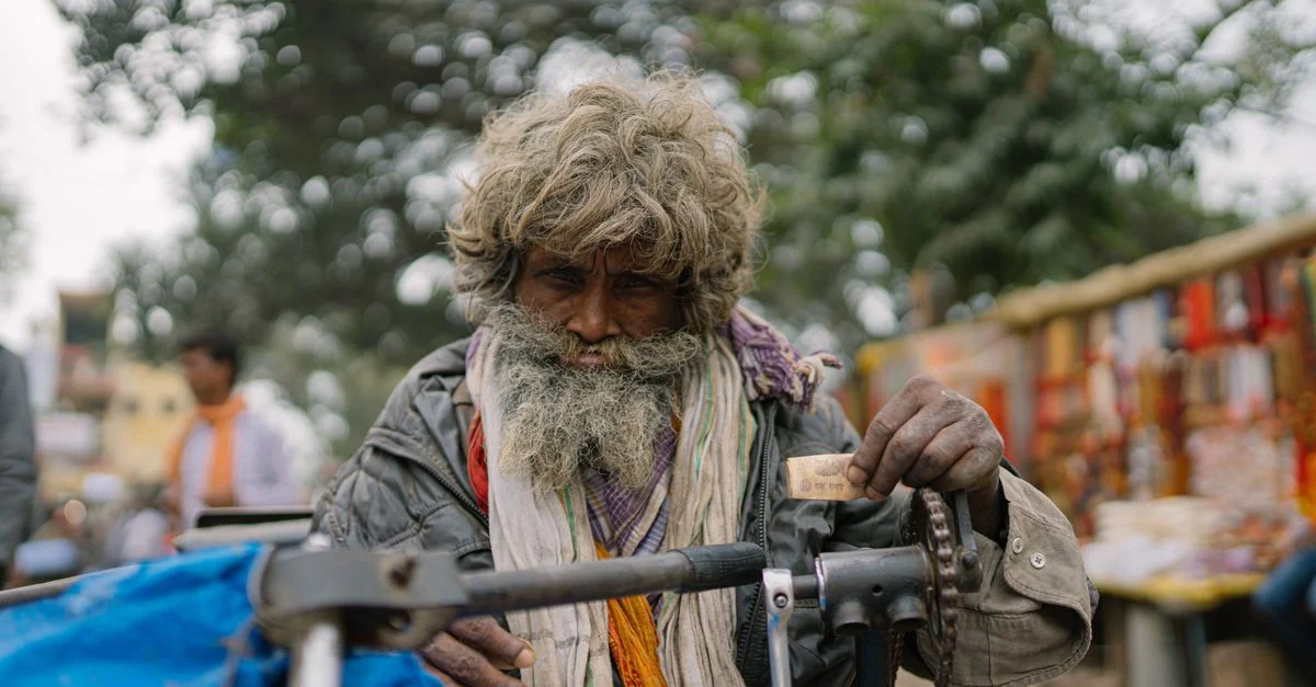 Spiritual Journeys in Varanasi: A Day Trip Guide