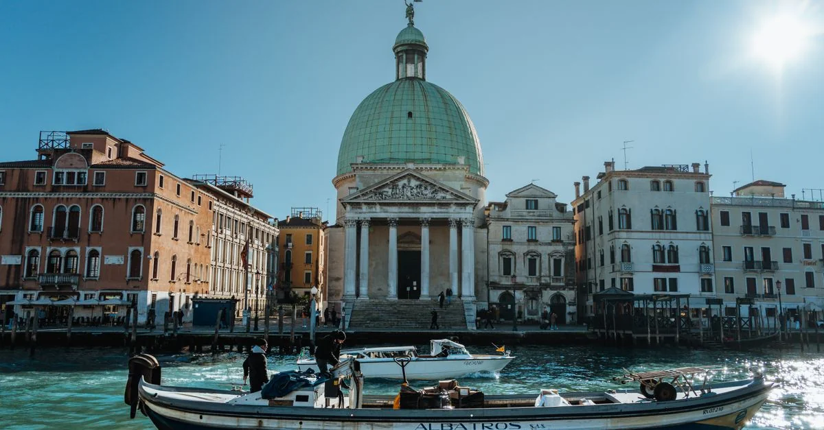 Traveling from Venezia Santa Lucia to Como