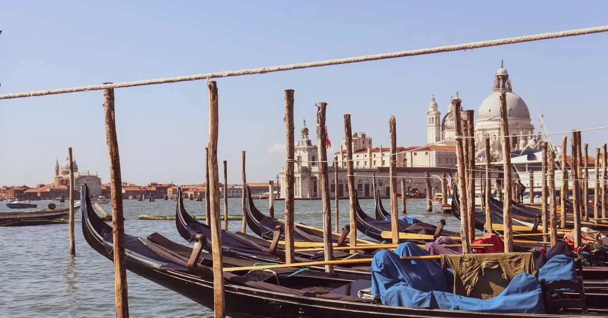 Traveling from Venezia Santa Lucia to Como