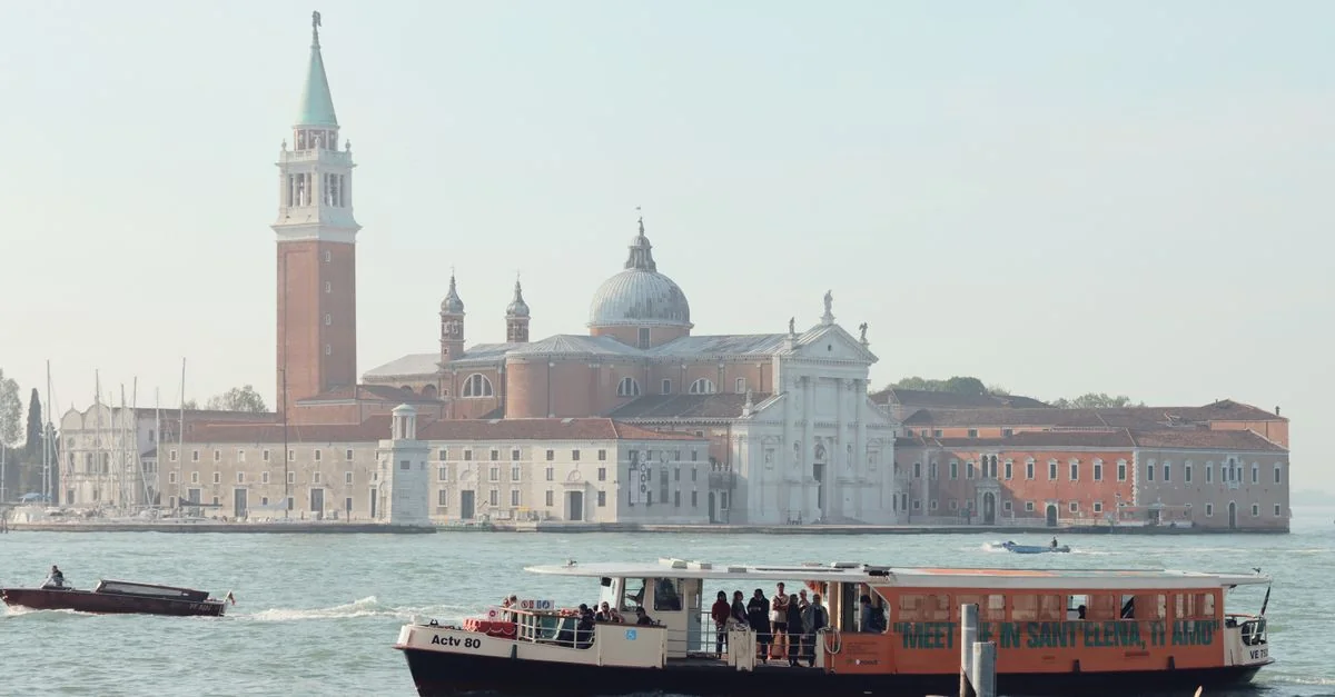 Traveling from Venezia Santa Lucia to Como