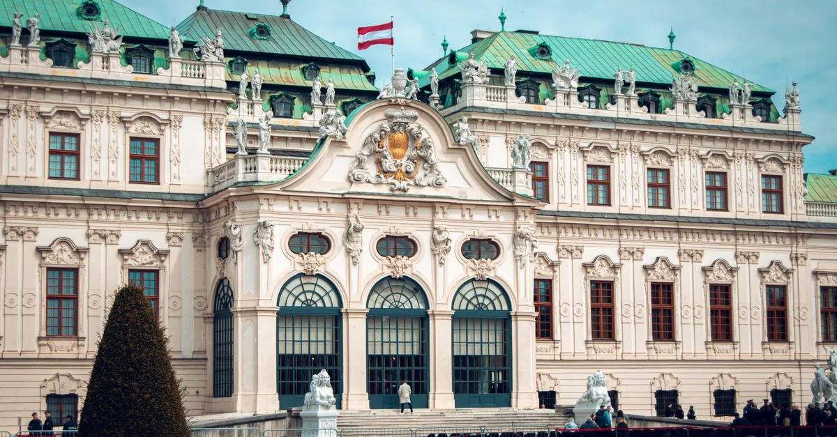 Comprehensive Vienna Walking Tour Guide: Exploring the City on Foot