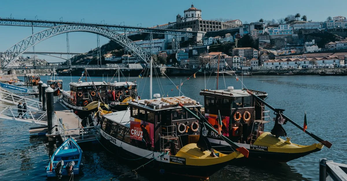 Exploring Vila Nova de Gaia on Foot: The Ultimate Walking Tours Guide