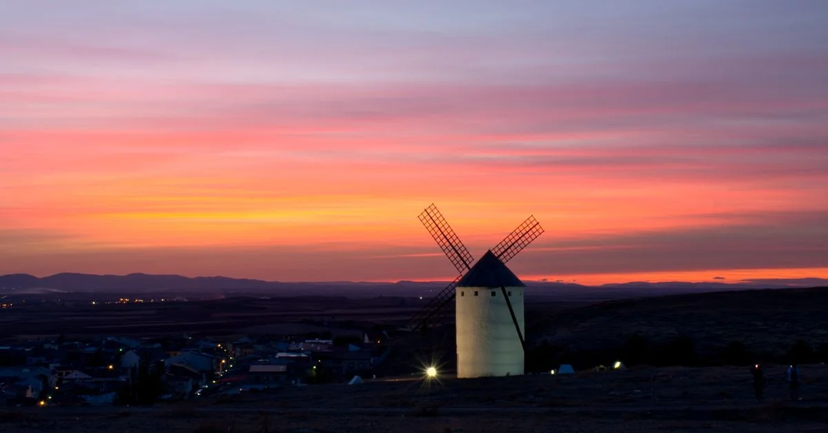 Traveling from Villanueva de la Serena to Badajoz: Complete Transport Information