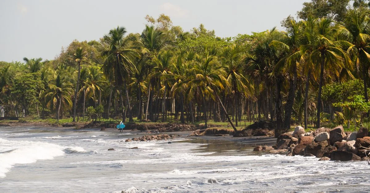 A Guide to Travel Requirements for the Comoros Passport