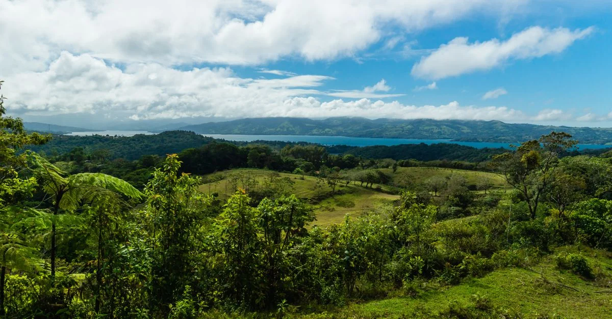 Complete Visa Requirements Guide for the Costa Rica Passport