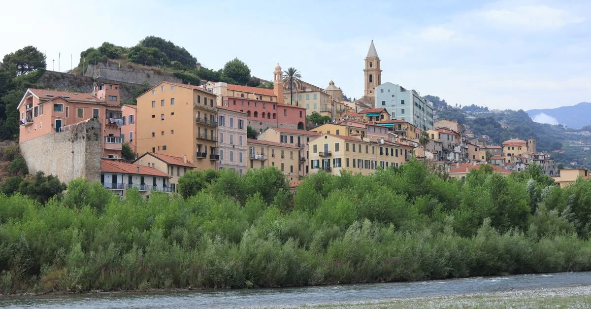 Voghera to Milan by Bus: A Budget Traveler&rsquo;s Guide