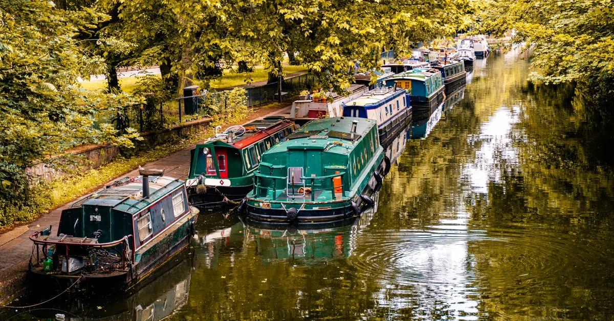 Exploring West Midlands on Foot: A Guide to Walking Tours