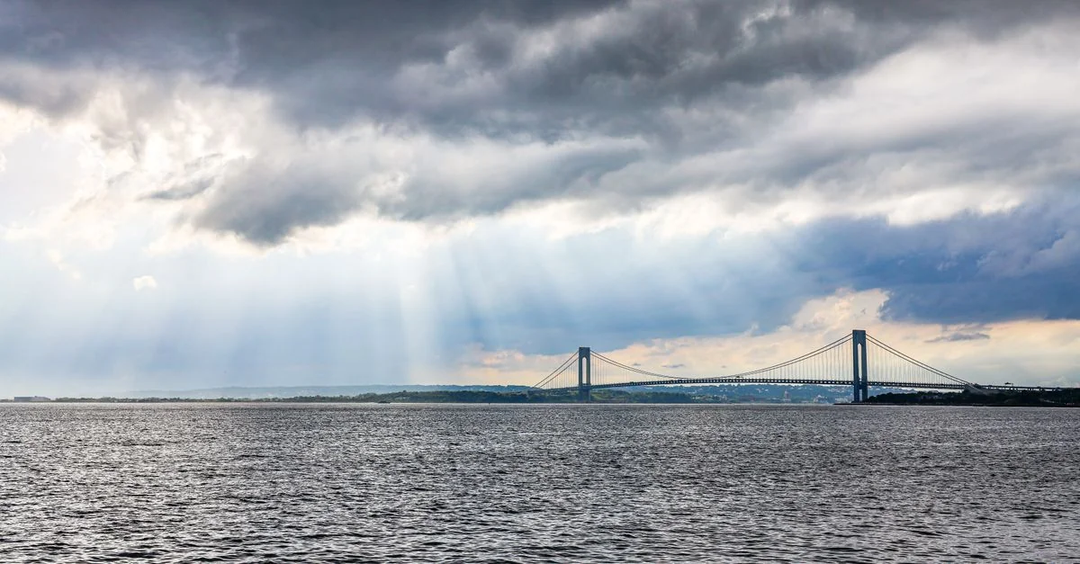 Westchester County Walking Guide: Two Essential Self-Guided Scavenger Hunts