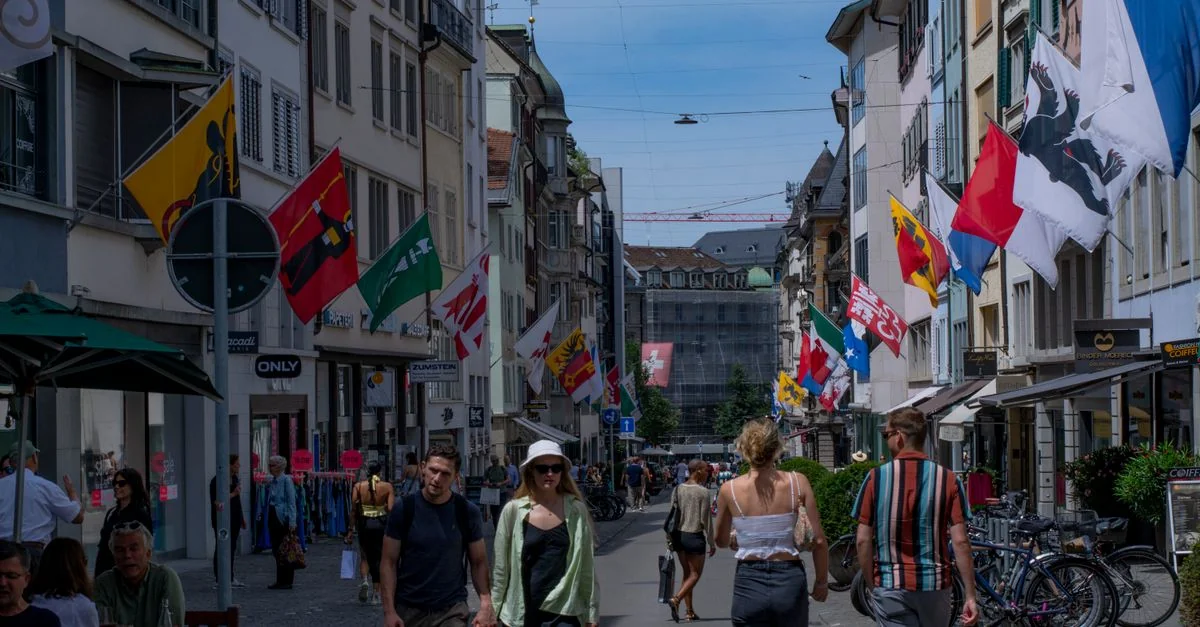 Escaping Zürich: The Best Day Trips by Budget and Alpine Peaks