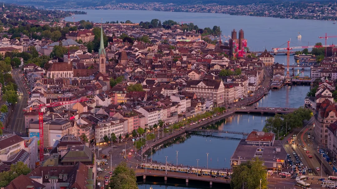 Photography Tours in Zurich: Best Photo Walks and Workshops