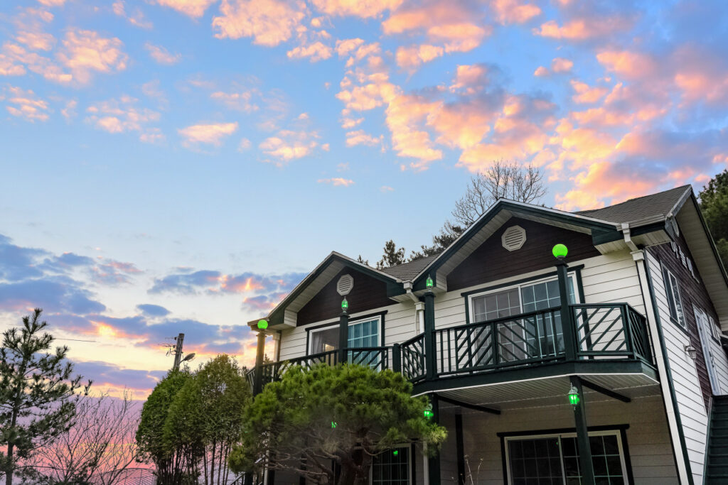 하늘에 펜션 예약